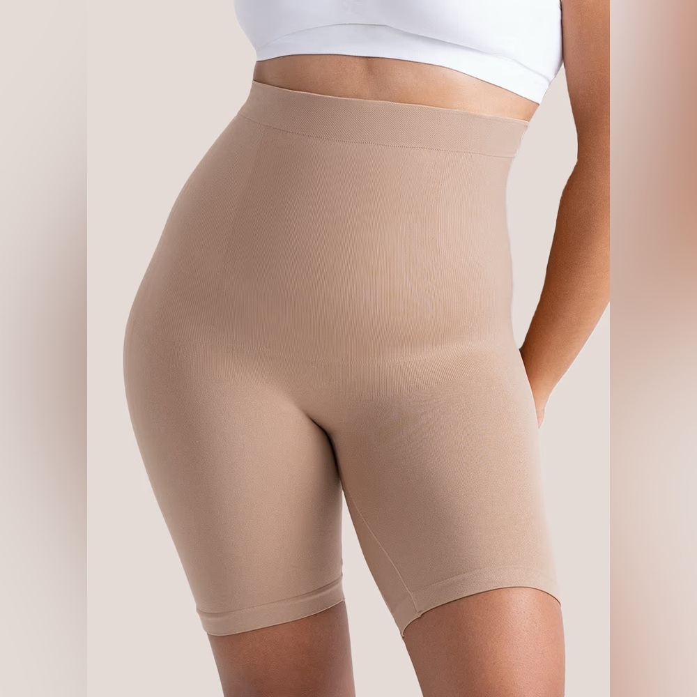 SHAPERMINT Essentials All Day Every Day High Waisted Shaper Shorts XL/2XL Oat